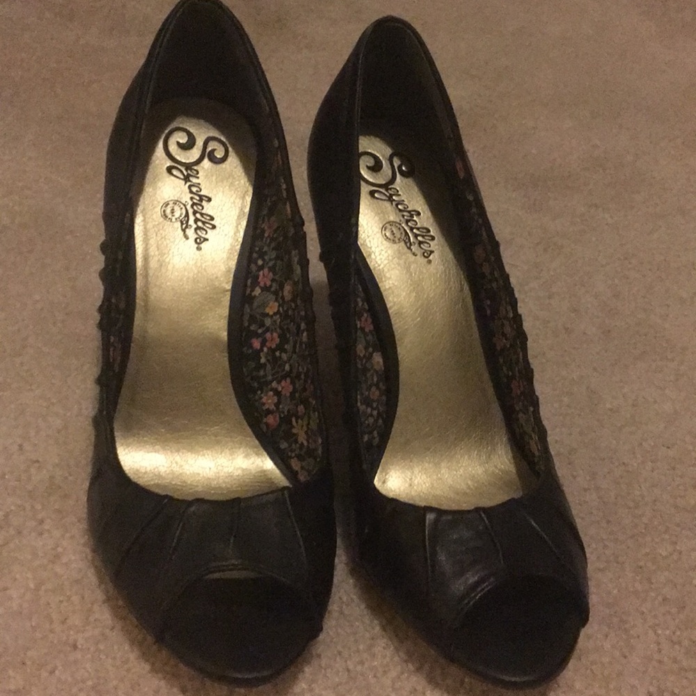 Leather peep toe heels